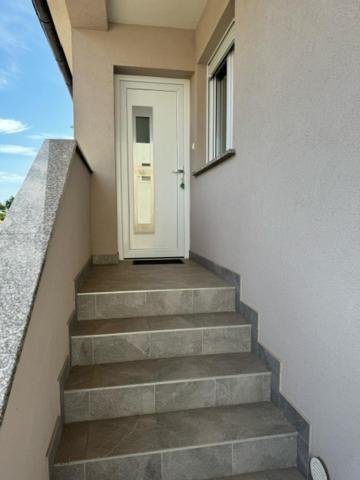 Apartmán Elli - Parking, Garden, Bbq Pula