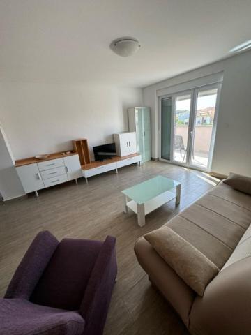 Elli - Parking, Garden, Bbq Apartment Pula