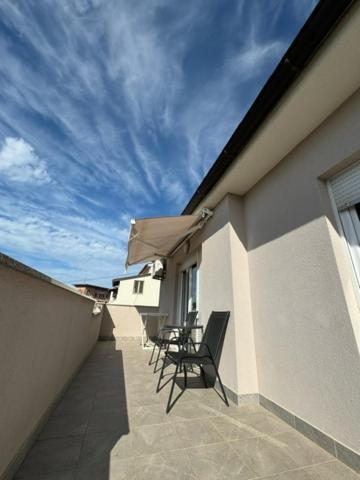 Elli - Parking, Garden, Bbq Pula