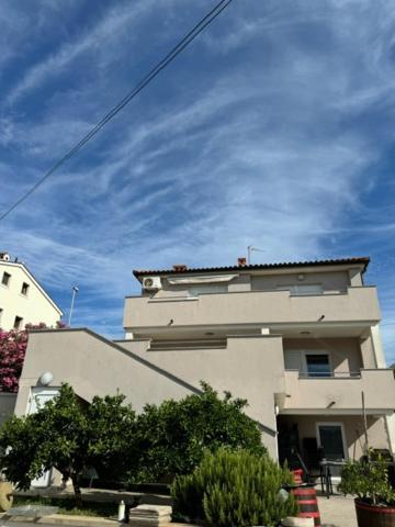 Elli - Parking, Garden, Bbq * Pula